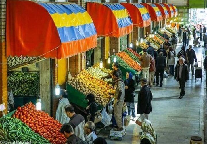 سال آینده برای تامین میوه شب عید با کشاورزان قرارداد بسته می شود