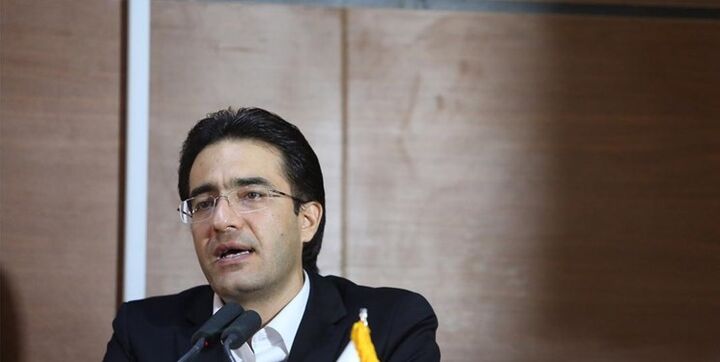 احتمال فاسد شدن چند ده هزار تن نهاده دامی دولتی و خصوصی در گمرکات شمال