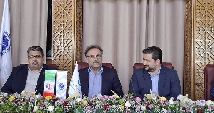 آمادگی بانک توسعه صادرات ایران برای ارائه تسهیلات سرمایه در گردش به فعالان عرصه تجارت بینالملل آمادگی بانک توسعه صادرات ایران برای ارائه تسهیلات سرمایه در گردش به فعالان عرصه تجارت بینالملل