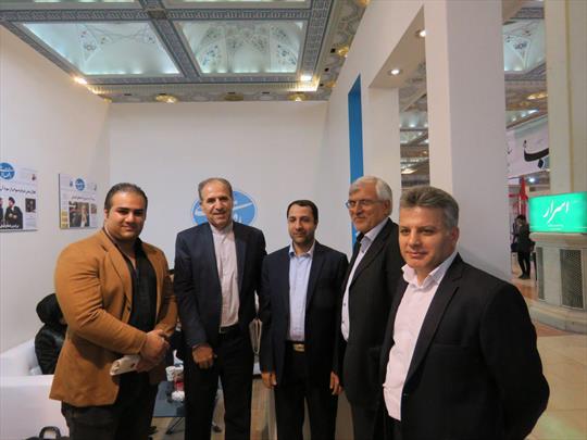 بازدید مدیرعامل بانک توسعه صادرات از نمایشگاه مطبوعات