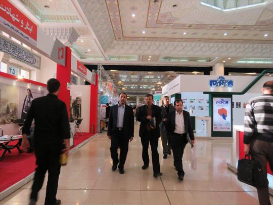 بازدید مدیرعامل بانک توسعه صادرات از نمایشگاه مطبوعات